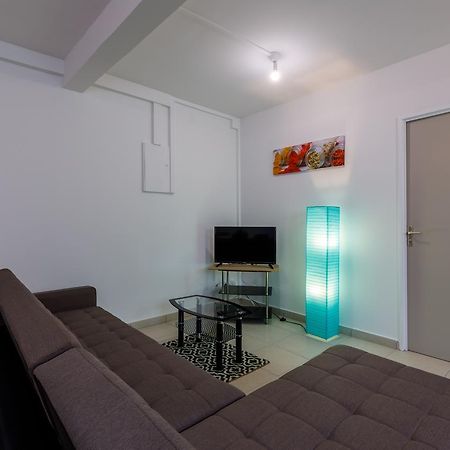 Le Bon Spot Appartements Сен-Дени Экстерьер фото
