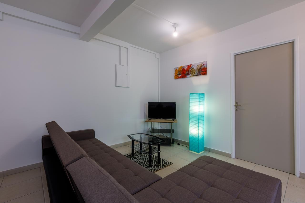 Le Bon Spot Appartements Сен-Дени Экстерьер фото